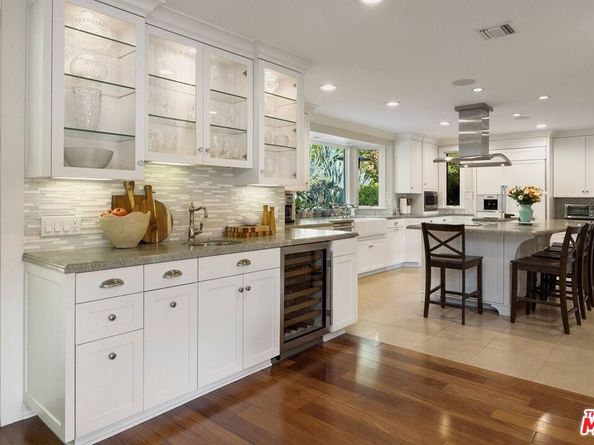 13481 Bayliss Road, Los Angeles CA 90049