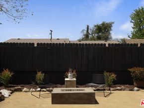 10623 Woodward Avenue, Sunland CA 91040