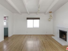 10623 Woodward Avenue, Sunland CA 91040