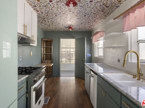 10623 Woodward Avenue, Sunland CA 91040