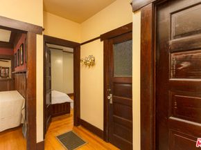 577 N Chester Avenue, Pasadena CA 91106