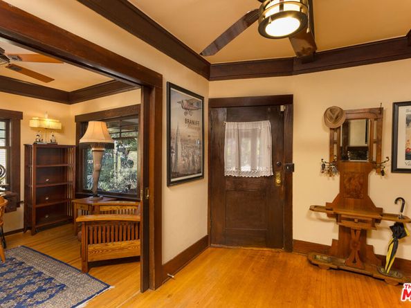 577 N Chester Avenue, Pasadena CA 91106