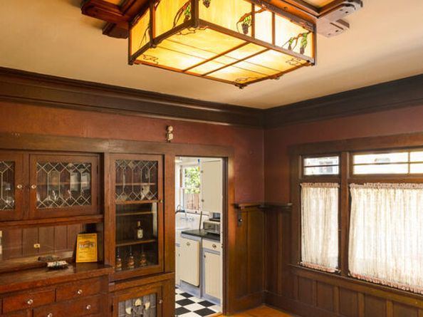 577 N Chester Avenue, Pasadena CA 91106