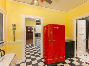 577 N Chester Avenue, Pasadena CA 91106