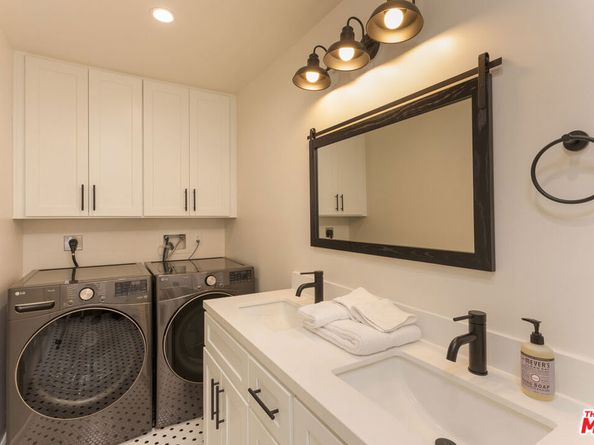 577 N Chester Avenue, Pasadena CA 91106