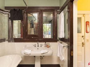 577 N Chester Avenue, Pasadena CA 91106