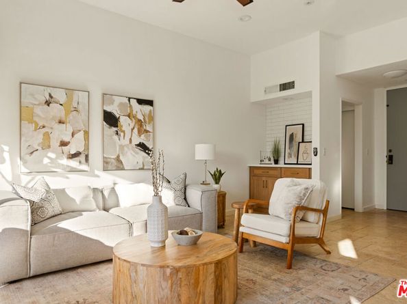 222 S Central Avenue 401, Los Angeles CA 90012