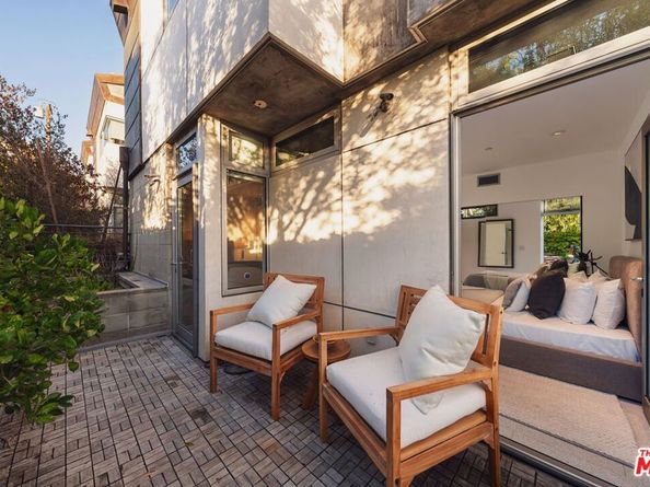 235 Ocean Park Boulevard 1, Santa Monica CA 90405