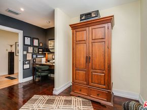 516 N Bronson Avenue, Los Angeles CA 90004