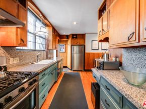 516 N Bronson Avenue, Los Angeles CA 90004