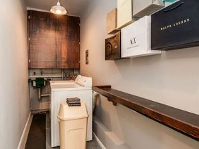 516 N Bronson Avenue, Los Angeles CA 90004