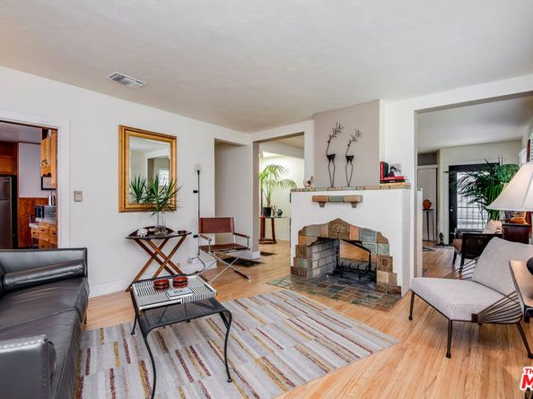 516 N Bronson Avenue, Los Angeles CA 90004