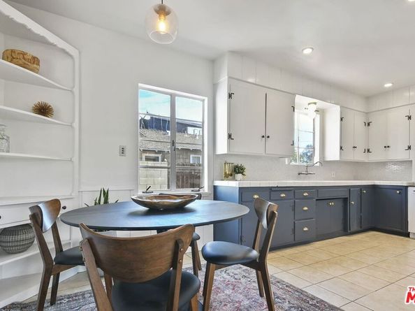5648 Riverton Avenue, North Hollywood CA 91601