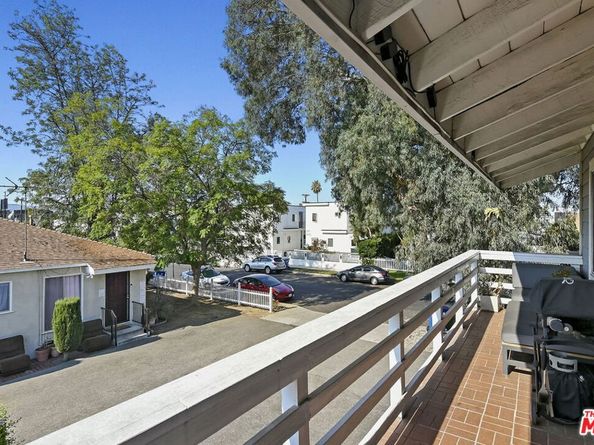5648 Riverton Avenue, North Hollywood CA 91601