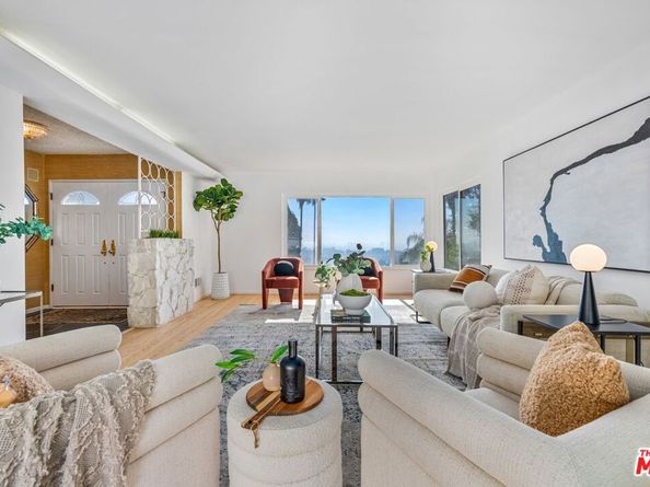 4799 Bonvue Avenue, Los Angeles CA 90027