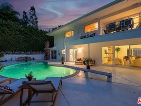 4799 Bonvue Avenue, Los Angeles CA 90027