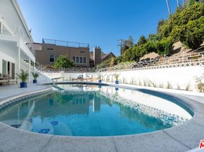 4799 Bonvue Avenue, Los Angeles CA 90027