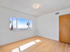 4799 Bonvue Avenue, Los Angeles CA 90027