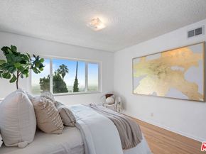 4799 Bonvue Avenue, Los Angeles CA 90027