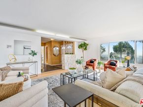 4799 Bonvue Avenue, Los Angeles CA 90027