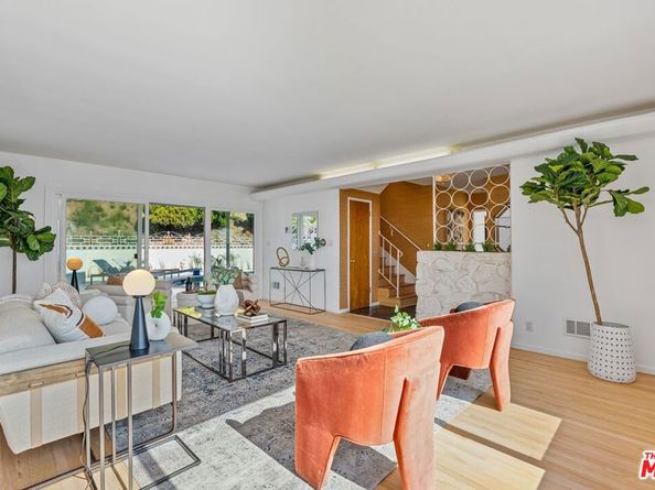 4799 Bonvue Avenue, Los Angeles CA 90027