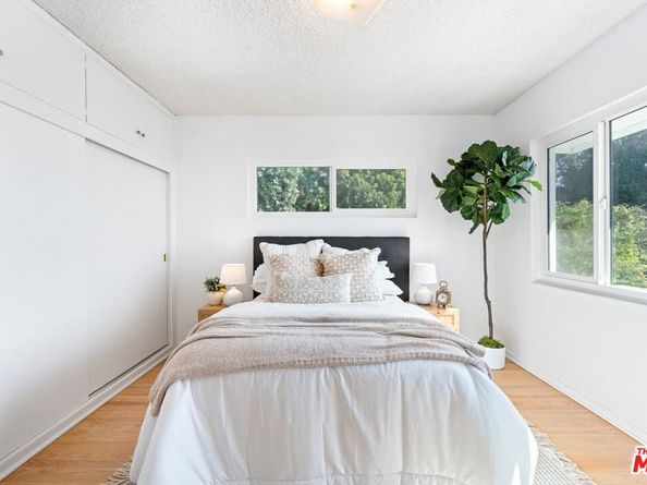 4799 Bonvue Avenue, Los Angeles CA 90027