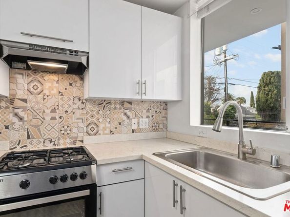 1183 Crenshaw Boulevard, Los Angeles CA 90019