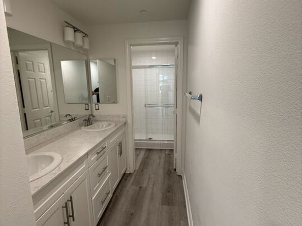 65 Plateau, Irvine CA 92618