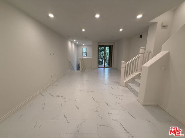 65 Plateau, Irvine CA 92618