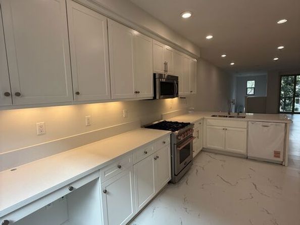 65 Plateau, Irvine CA 92618