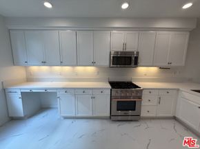 65 Plateau, Irvine CA 92618