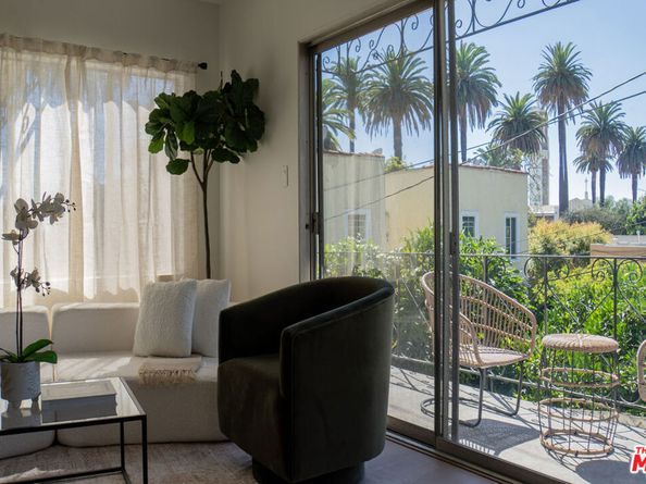 4579 Ambrose Avenue 8, Los Angeles CA 90027