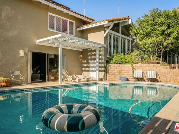 4748 Round Top Drive, Los Angeles CA 90065