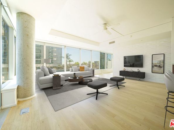 1155 S Grand Avenue 817, Los Angeles CA 90015