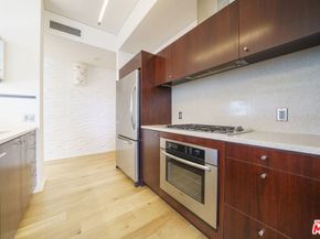 1155 S Grand Avenue 817, Los Angeles CA 90015