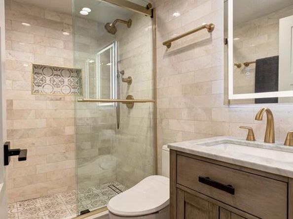 1115 S Elm Drive 401, Los Angeles CA 90035