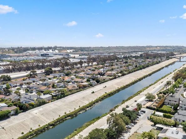 4852 S Centinela Avenue, Los Angeles CA 90066