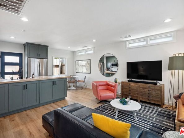 4852 S Centinela Avenue, Los Angeles CA 90066
