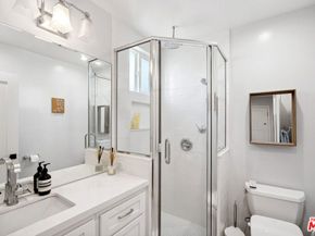 4852 S Centinela Avenue, Los Angeles CA 90066
