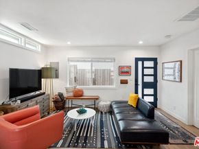 4852 S Centinela Avenue, Los Angeles CA 90066