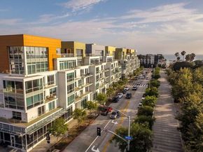 1705 Ocean Avenue 206, Santa Monica CA 90401