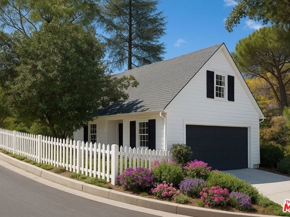 14807 Round Valley Drive, Sherman Oaks CA 91403