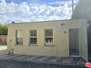 2327 Midvale Avenue, Los Angeles CA 90064