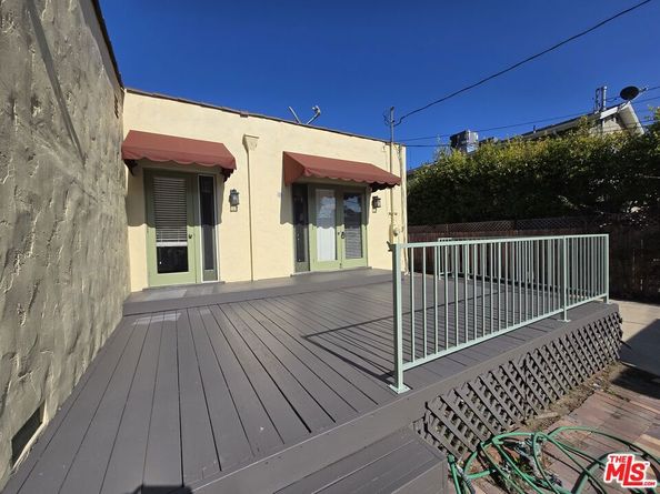 2327 Midvale Avenue, Los Angeles CA 90064