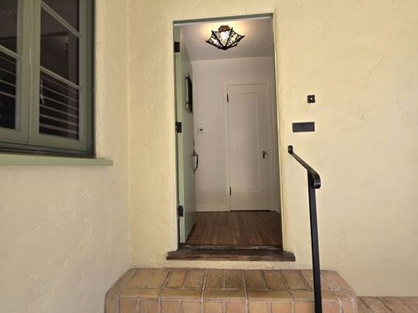 2327 Midvale Avenue, Los Angeles CA 90064