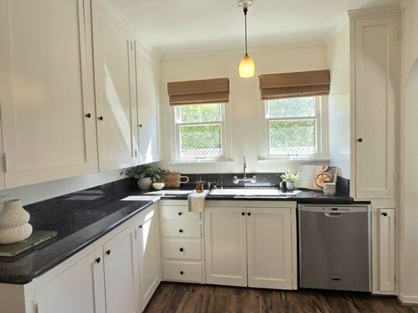 2327 Midvale Avenue, Los Angeles CA 90064