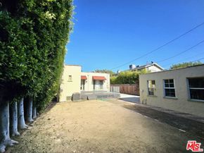 2327 Midvale Avenue, Los Angeles CA 90064