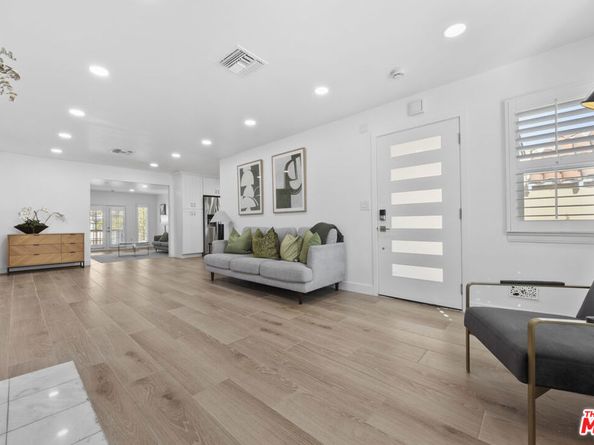 4243 W 58th Place, Los Angeles CA 90043