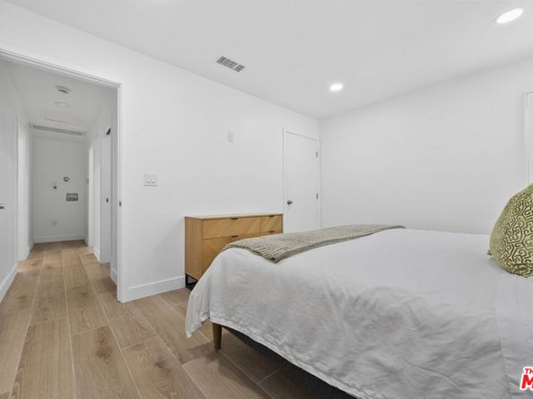 4243 W 58th Place, Los Angeles CA 90043