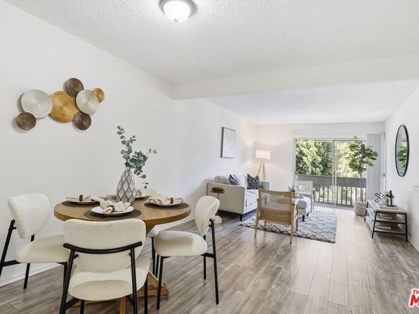 18620 Hatteras Street 276, Tarzana CA 91356